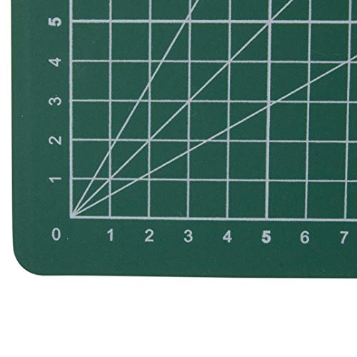 ELECTRONIX EXPRESS 5 Pack Metric 45cm x 30cm (17.71" x 11.81") Self-Healing Cutting Mat, Grid Lines Measure 40 cm x 25 cm, Green, 3mm Thick - size: 5 Pack