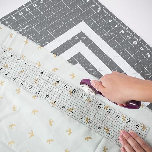 Fiskars 24" x 36" Folding Self Healing Cutting Mat for Travel & Storage