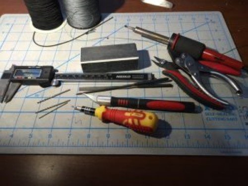 Hakko CHP TRR-58-G Macro Soft Wire Cutter, Flush Cut, 3.0mm Hardened Carbon Steel Construction, HRC 58, 21-Degree Angled Jaw, 14mm Jaw Length, Wide Head, 10 Gauge Maximum Cutting Capacity