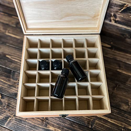 Bourbon Real Talk® Decorative Storage Box, Hold 1oz Sample Bottles, Essential Oils, Amber Boston Round