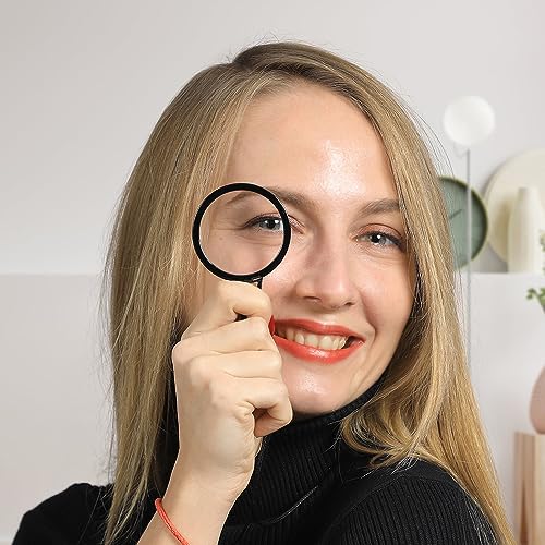 TERAISE Reading Glasses Pendant Necklace Readers for Women Lightweight - color: Black