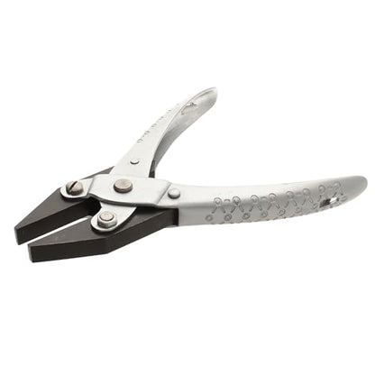 The Beadsmith Flat Nose Parallel Plier - style: Flat Nose - 140mm