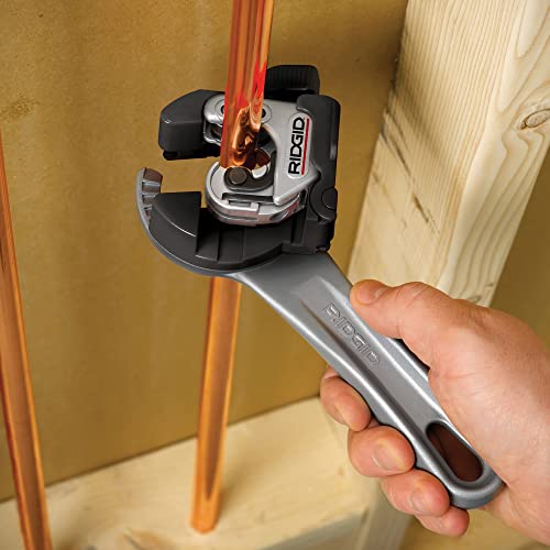 RIDGID 32573 Model 118 2-in-1 Close Quarters Tubing Cutter for 1/4" to 1-1/8" Copper, Brass, and Aluminum Tubing, Compact tubing cutter with AUTOFEED - size: 13 x 6.75 x 2 inches
