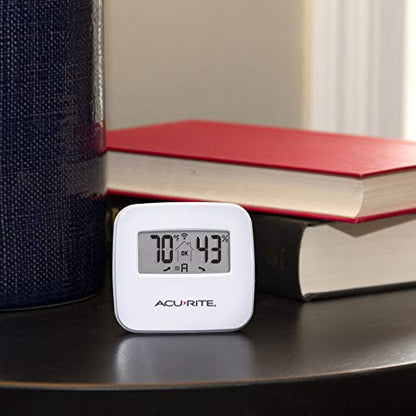 AcuRite (06044M) Wireless Room Temperature and Humidity Monitor Sensor