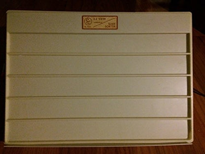 Logan 1055 E-Z View Flat Folding Slide Sorter for 40 Slides 12 x 16in. 750485