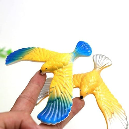 2Pcs Balance Bird Prop, Clear Triangle Stand Classic Gravity Balancing Eagle, Stable Anti-Fall Clear Gravity Principle Demo for Science Teaching