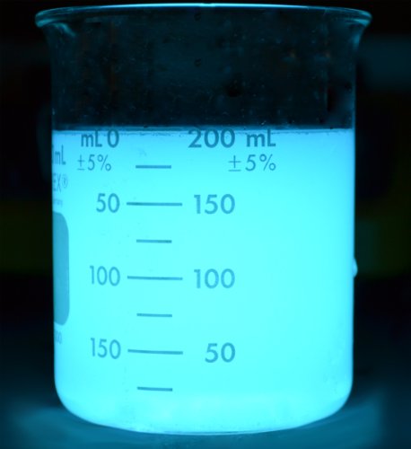 Innovating Science Instant Light Powder Chemiluminescence Demo Kit (Pack of 2) - size: 4.8 x 5.8 x 4.4 inches (Pack of 2)