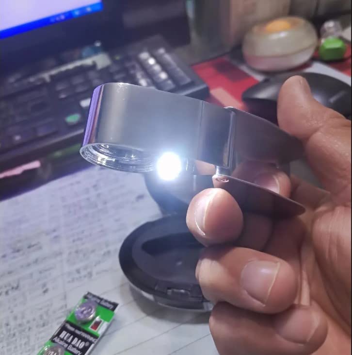 Othmro 1Pcs 40X Magnifying Glass with Light, Diameter 0.98inch Metal LED Illuminated Jewelry Magnifier, Pocket Folding Magnifying Glass, Round Mini Microscope Jewelers Eye Loupe Gauge for Stamps Black - color: B 40x/25mm