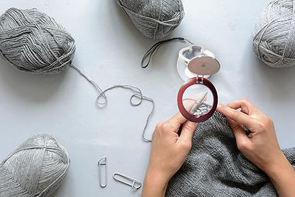 Daylight Company Yoyo Magnifier