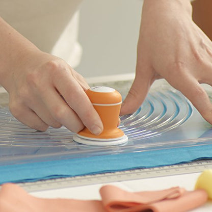 Fiskars Fabric Circle Cutter, Cut Circles in Fabric Without Tracing