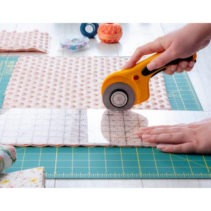 OLFA 60mm Ergonomic Squeeze-Handle Rotary Cutter (RTY-3/DX) - 12-Layer