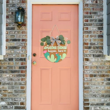 HLNIUC Amazing Things Happen Here Wooden Sign(11”x11”)3D Round Desert Cactus Door Hanger,Inspirational Classroom Teacher Wreath Hanging Plaque,Cute Cactus Front Door Wood Signs for Preschool Daycare - color: Welcome Classroom