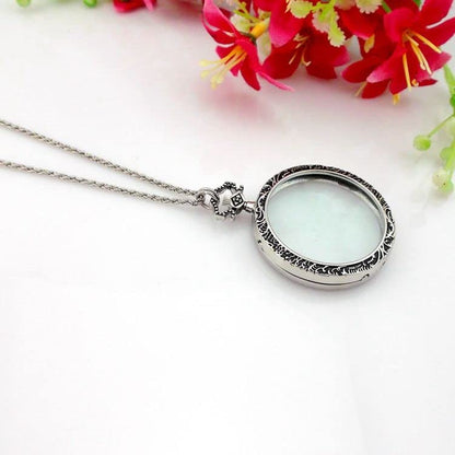 YYHSND 10X Magnifying Glass Necklace Magnifier Necklace Pendant Optical Magnifier with Chain Necklace for Library, Reading, Zooming and Jewelry (Color : Silver) - color: Silver