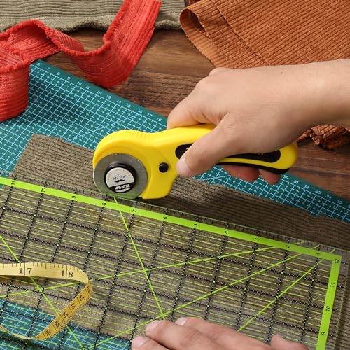 Mr. Pen- Rotary Cutter for Fabric with 1 Extra Blade, 45mm - color: Yellow